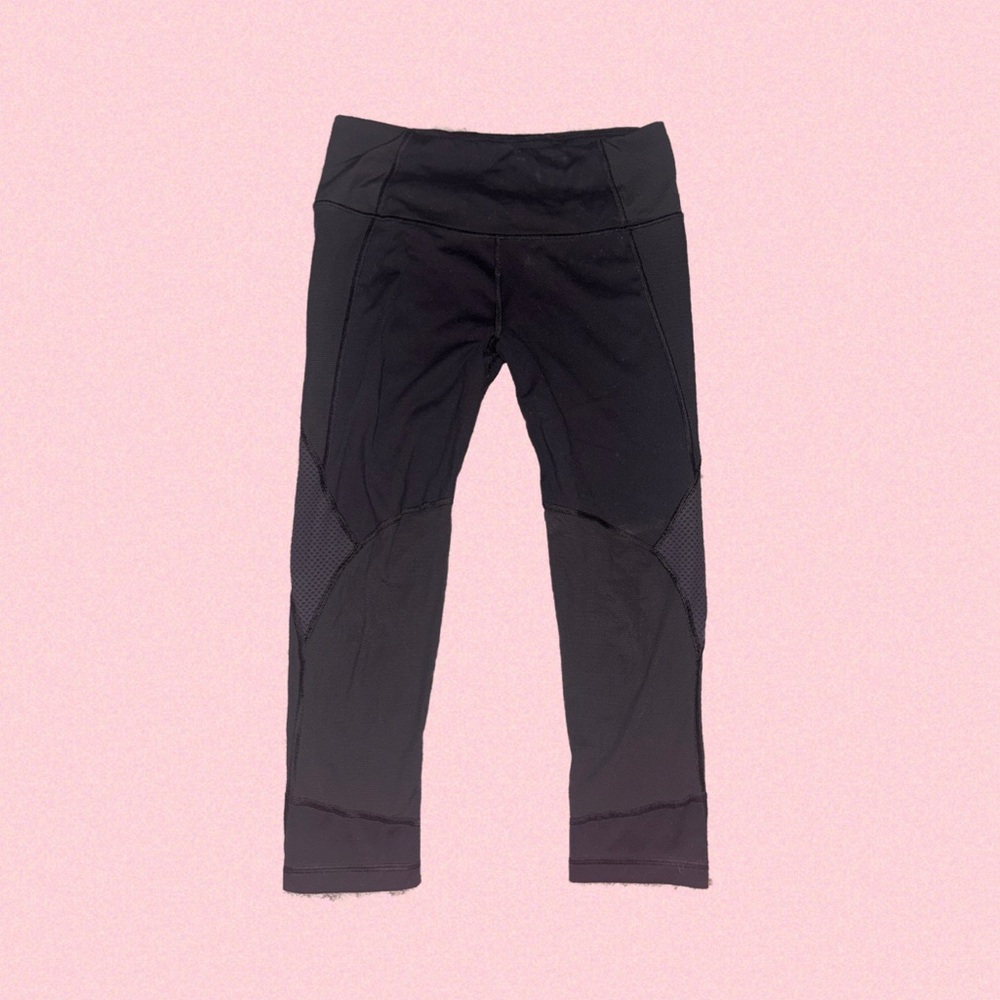 Victoria’s Secret Sport Capri Workout Leggings